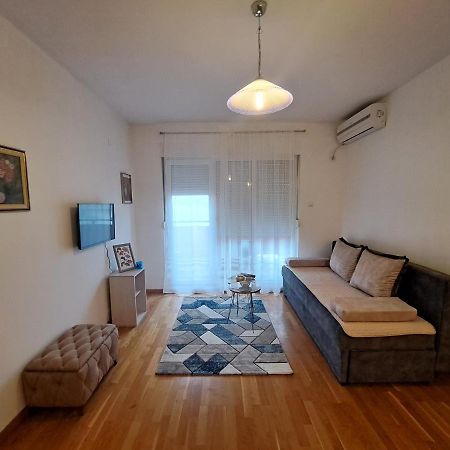 Hana Appartement Podgorica Buitenkant foto