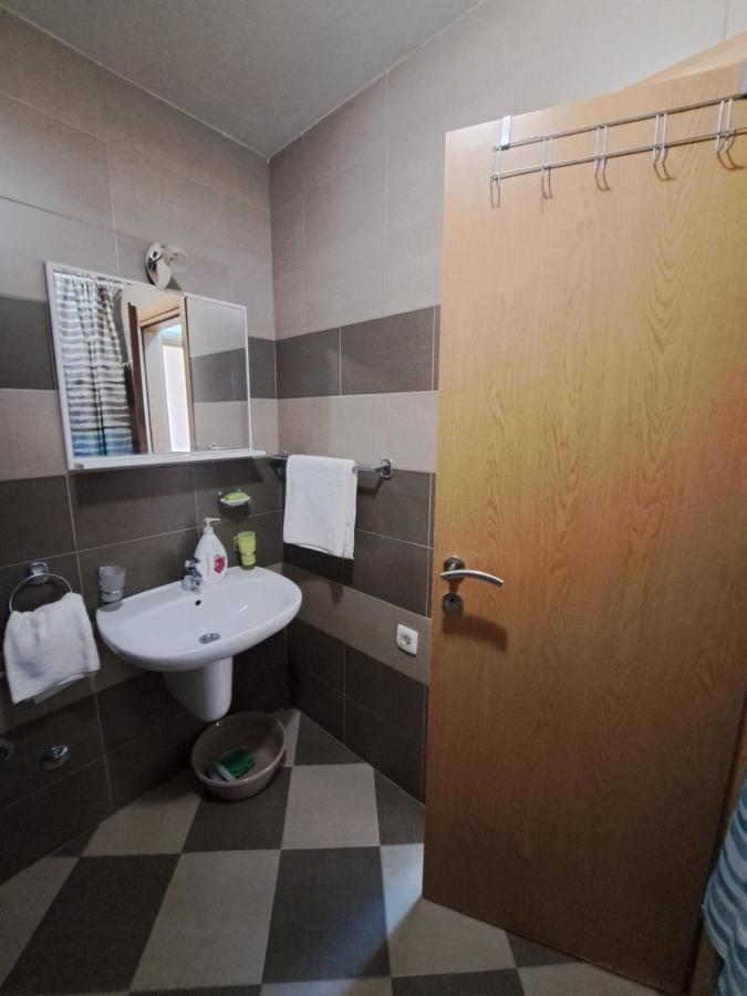 Hana Appartement Podgorica Buitenkant foto